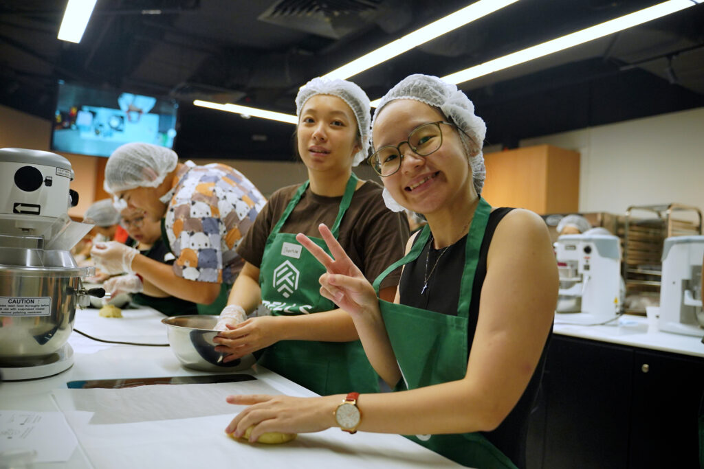 Our SITizens working in pairs for the baking workshop, a great opportunity to get to know each other better!