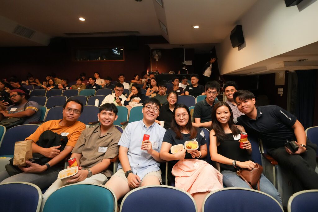 Waiting in anticipation for the movie to start (SIT Photos/@Kengphotography)