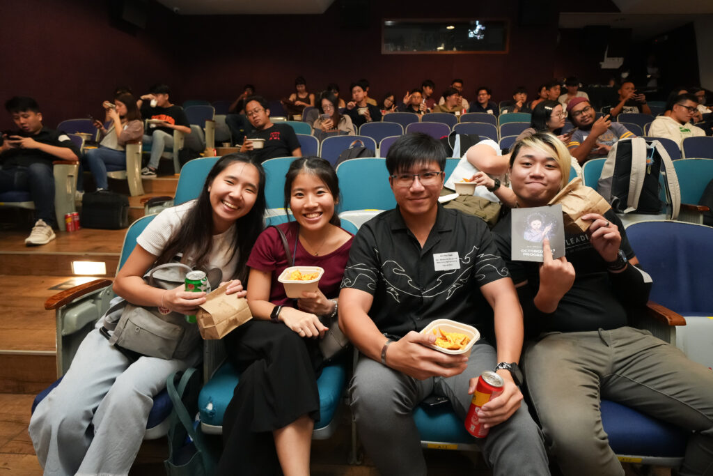 Waiting in anticipation for the movie to start (SIT Photos/@Kengphotography)